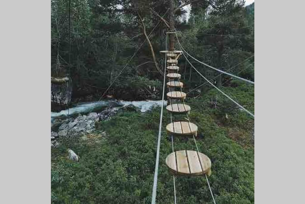 Hytte I Stryn Med Elbil Lader المظهر الخارجي الصورة