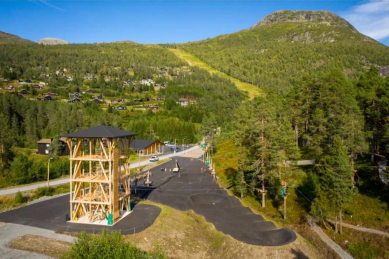 Hytte I Stryn Med Elbil Lader المظهر الخارجي الصورة