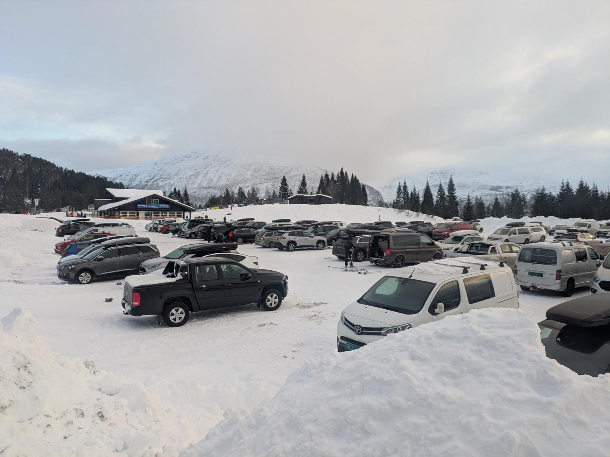 Hytte I Stryn Med Elbil Lader المظهر الخارجي الصورة